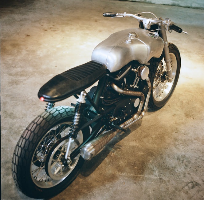 Revival Cycles henne BMW Landspeeder