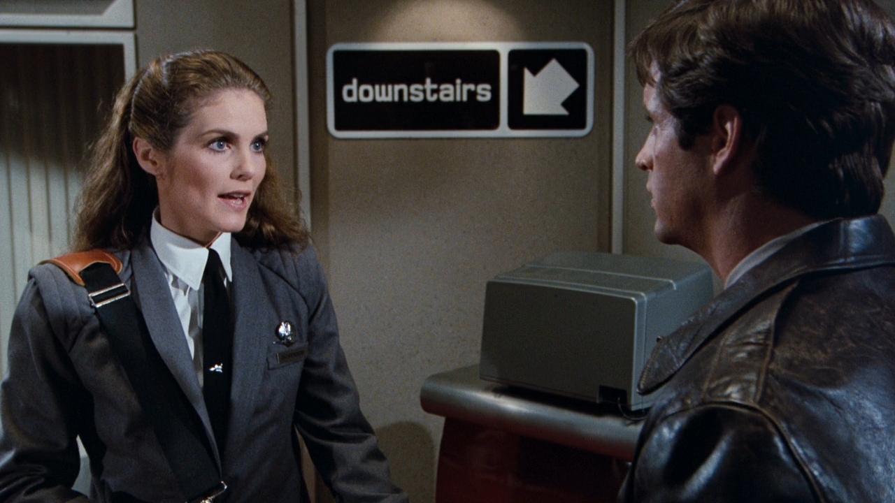 Аэроплан 1982. Аэроплан 1982. Джули хэгерти аэроплан продолжение. Морин макговерн аэроплан. Аэроплан 2: продолжение фильм 1982.